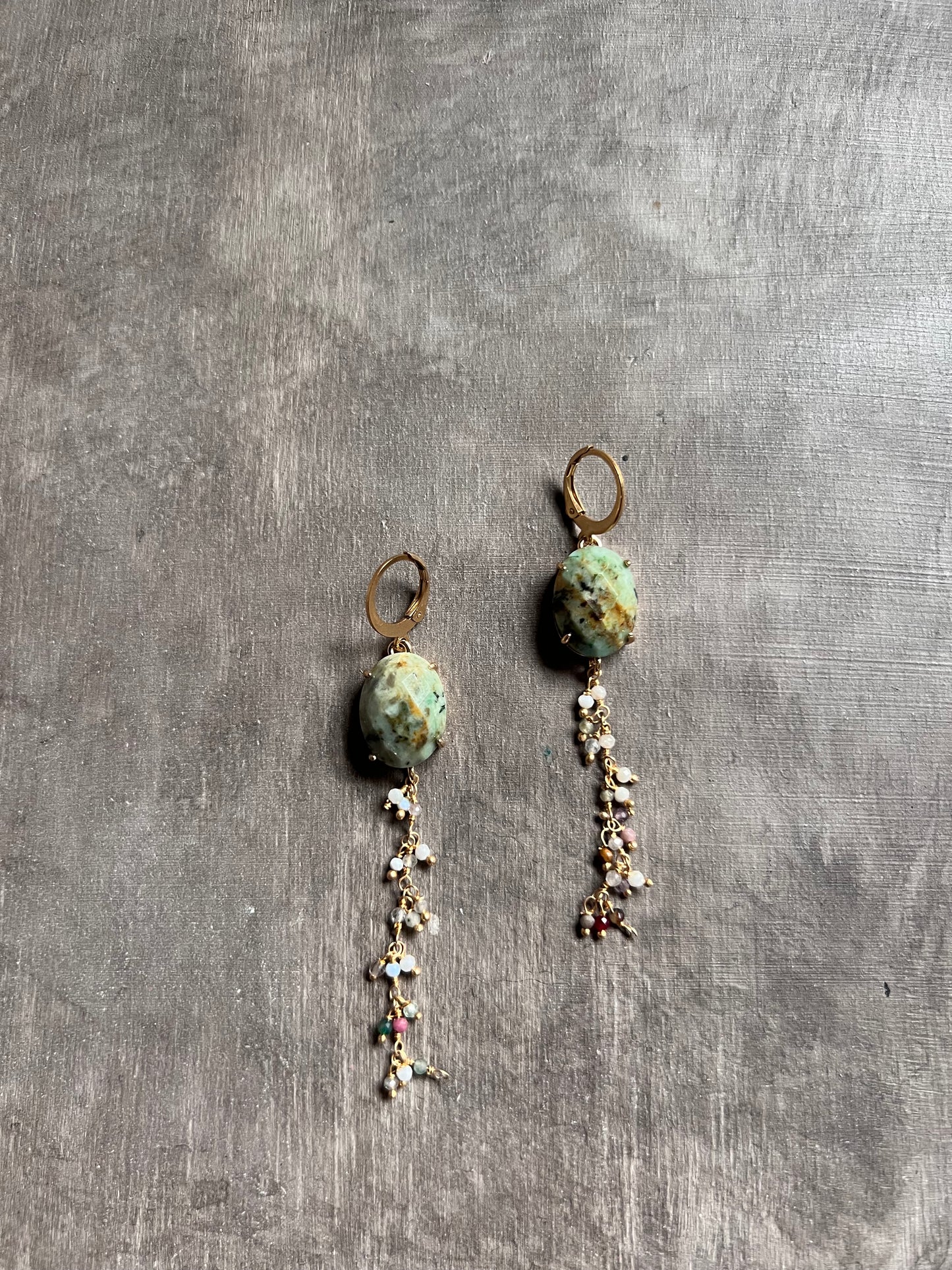 Pendenti azzurro screziato