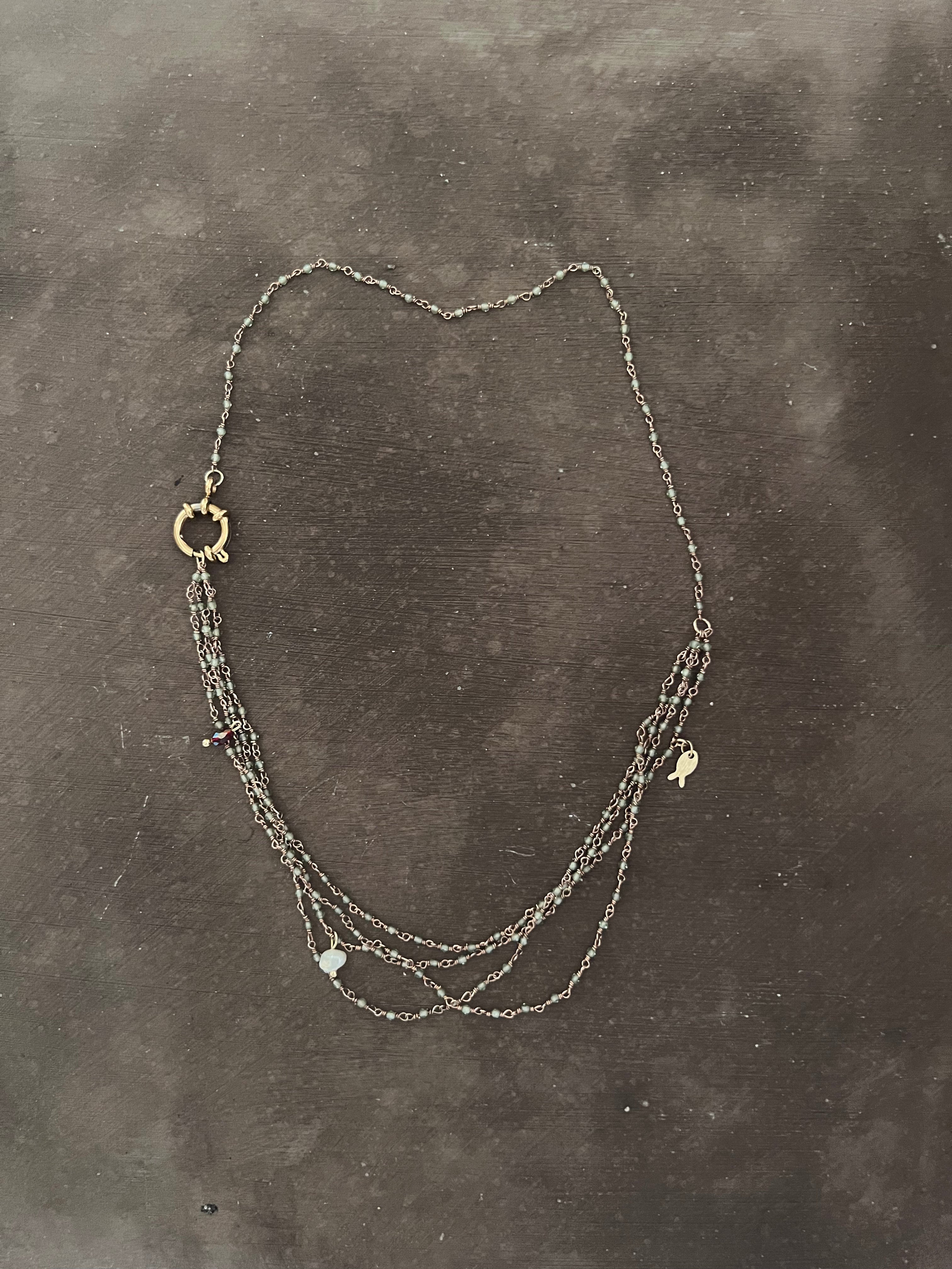 Collana 4 fili: Micro Pesciolino Oro